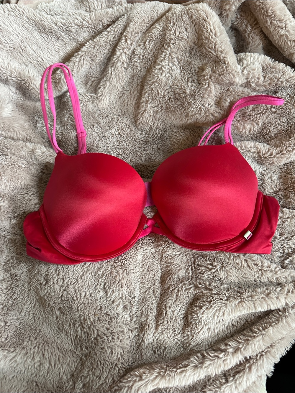 Smooth Red Underwire Push-Up Bra with Pink Straps